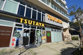 TSUTAYA　豊洲店