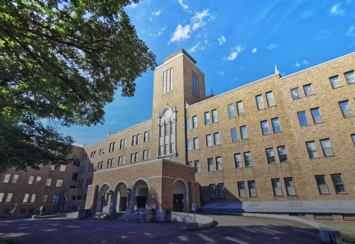 公共／学校／医療法人