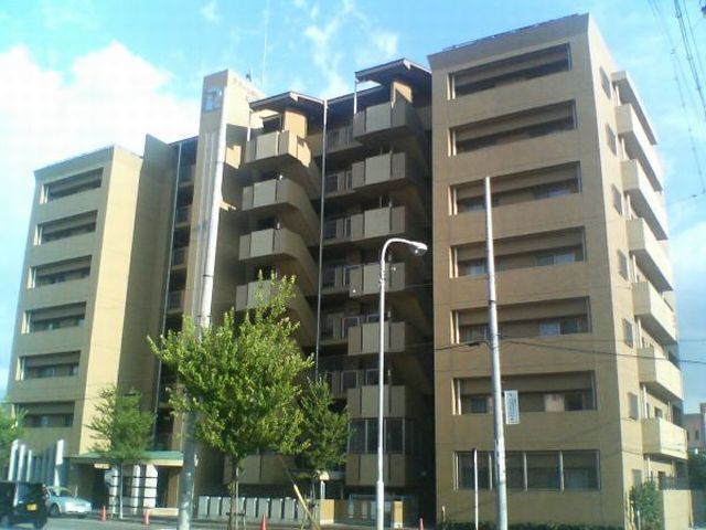 ラドーニ守山風の館