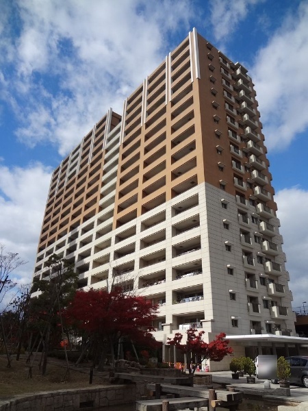 京阪東ローズタウンファインパーク