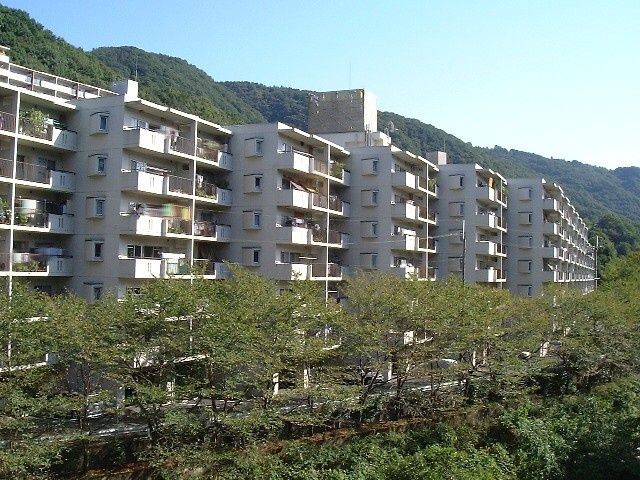 サンロイヤル池田バードヒルズ
