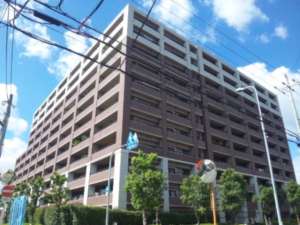 ルネエスタトーレ