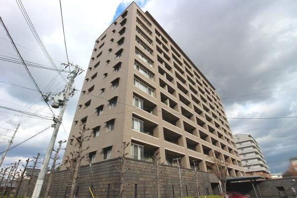 フジヤマフラッツ