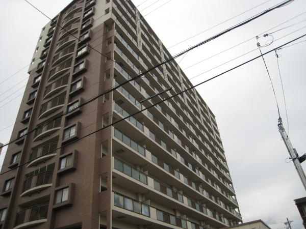 ファミール三田駅前町