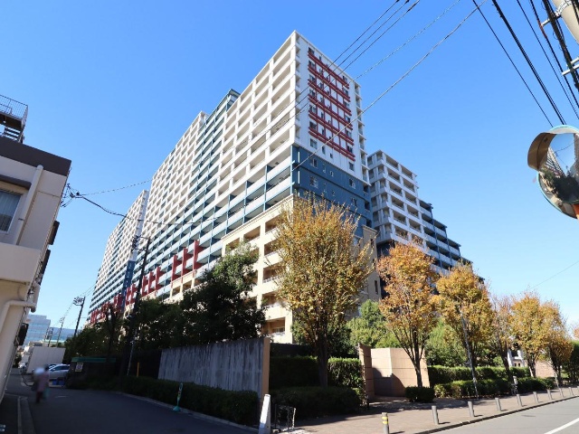 ザ・ミレナリータワーズ