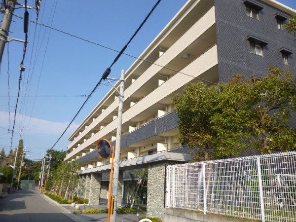 ローレルコート羽衣