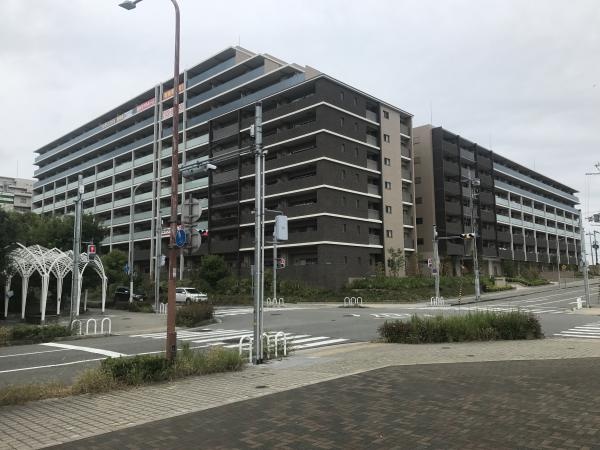 プレサンスロジェ西神南