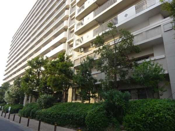 リバーガーデン森の城