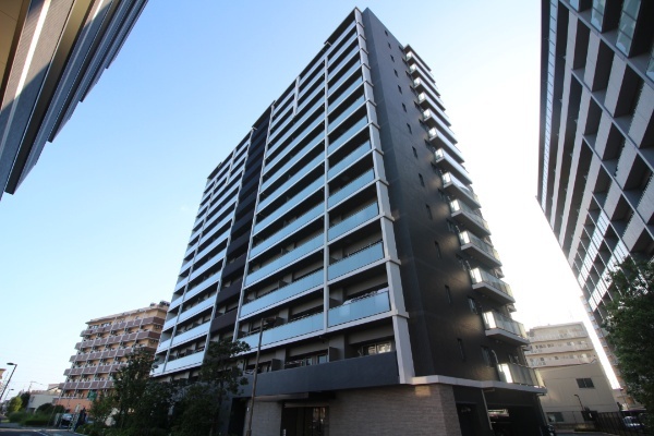 プレイズ三郷中央