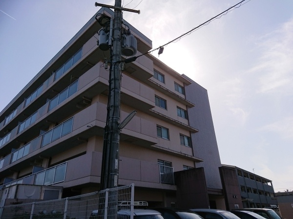ウエストコート亀岡