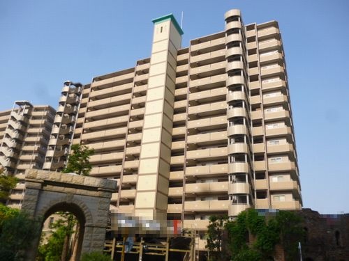 ファーストアヴェニュー泉ヶ丘