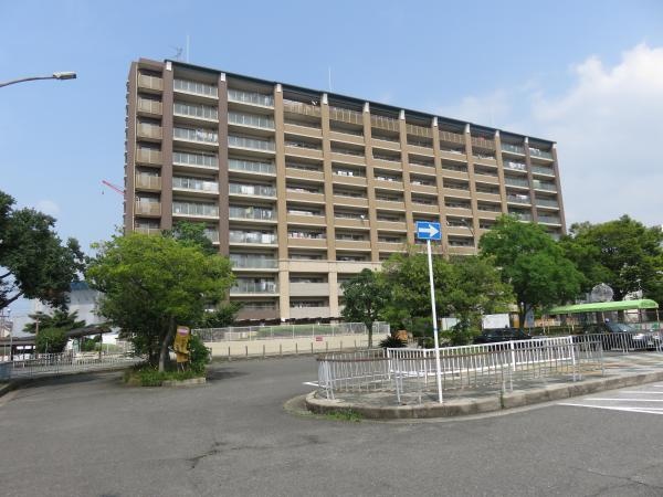 ルナコート富田林