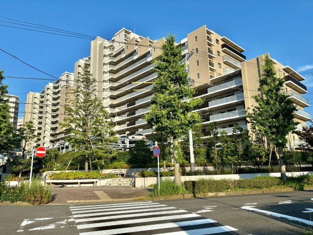 パークホームズ横浜本郷台リバーサイドヴィラ THE WEST