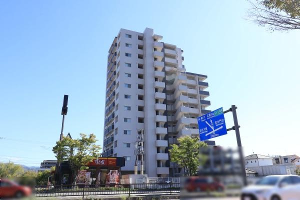 ソシオ緑井リバーシーン