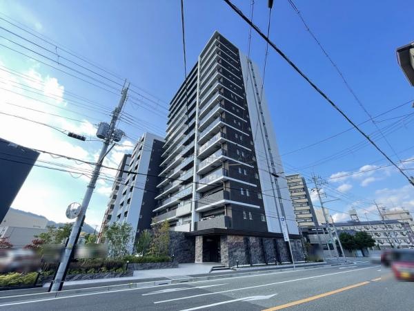 レーベン川西ティークレジデンス