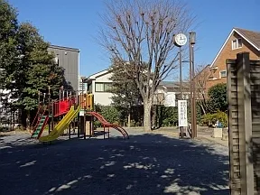 東池袋五丁目かしの実公園