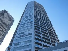 東側より