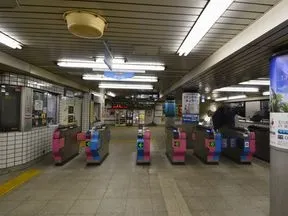 「池尻大橋」駅改札