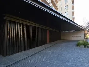 西エントランス