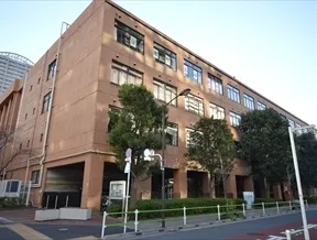 港区立港南中学校  