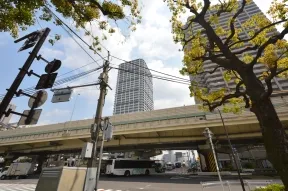 品川駅方面より