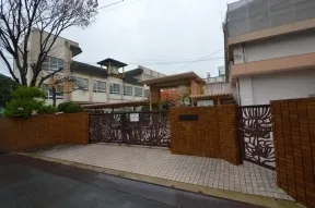 名古屋市立　菊井中学校