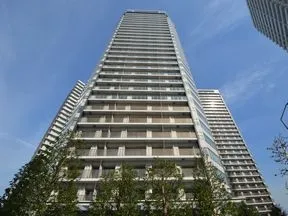 西側より(パークフロントタワー)