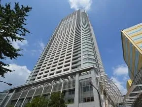 南東側より