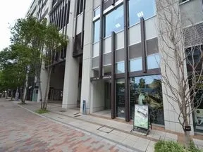 インターロッキング敷の南東側歩道