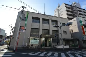 三井住友銀行　成城支店
