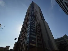 北東から見た外観