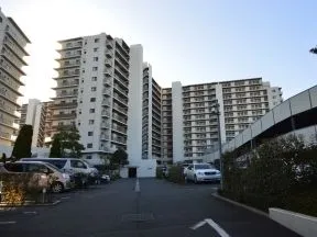 三番館