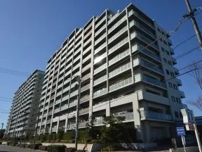 六、七番館