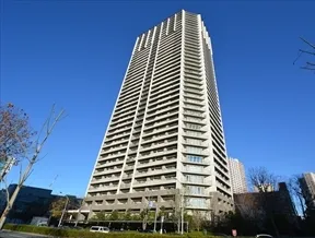 コスモポリス品川外観（南側道路より）