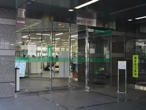 りそな銀行新都心営業部
