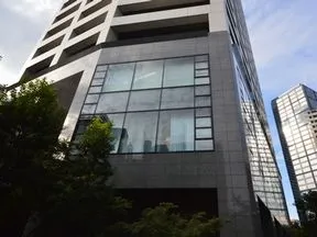 北側から見た低層部