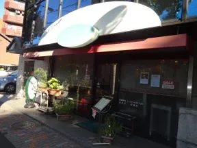 ポンポネット（ケーキ・カフェ）
