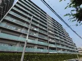 北側からの外観