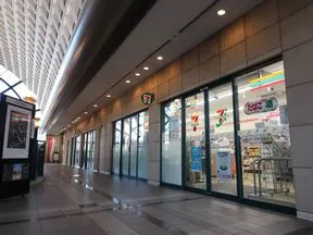 セブンイレブン 天王洲シーフォートスクエア店