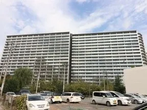 南西からの外観(イースト・ウエスト)