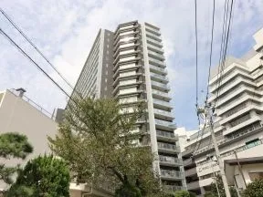 南東からの外観(イーストウイング)