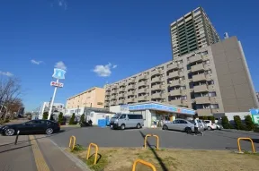 ローソンを左折します