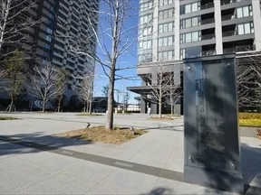 マンションエントランス