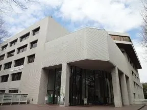 都立中央図書館