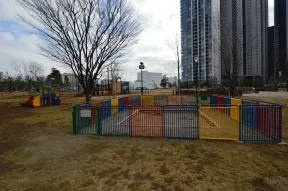港区立港南緑水公園
