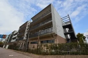 港区立港南小学校