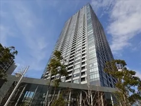 南側より望む