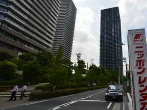 間もなく前方に「シティタワー武蔵小杉」が見えて参ります