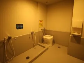 散歩で汚れたペットの足を清潔に保つペット足洗い場