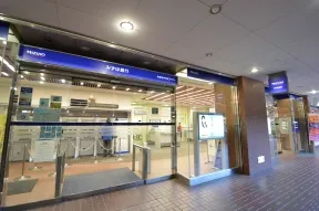 みずほ銀行　新宿新都心店